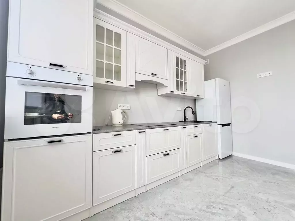 2-к. квартира, 60 м, 4/14 эт. - Фото 1