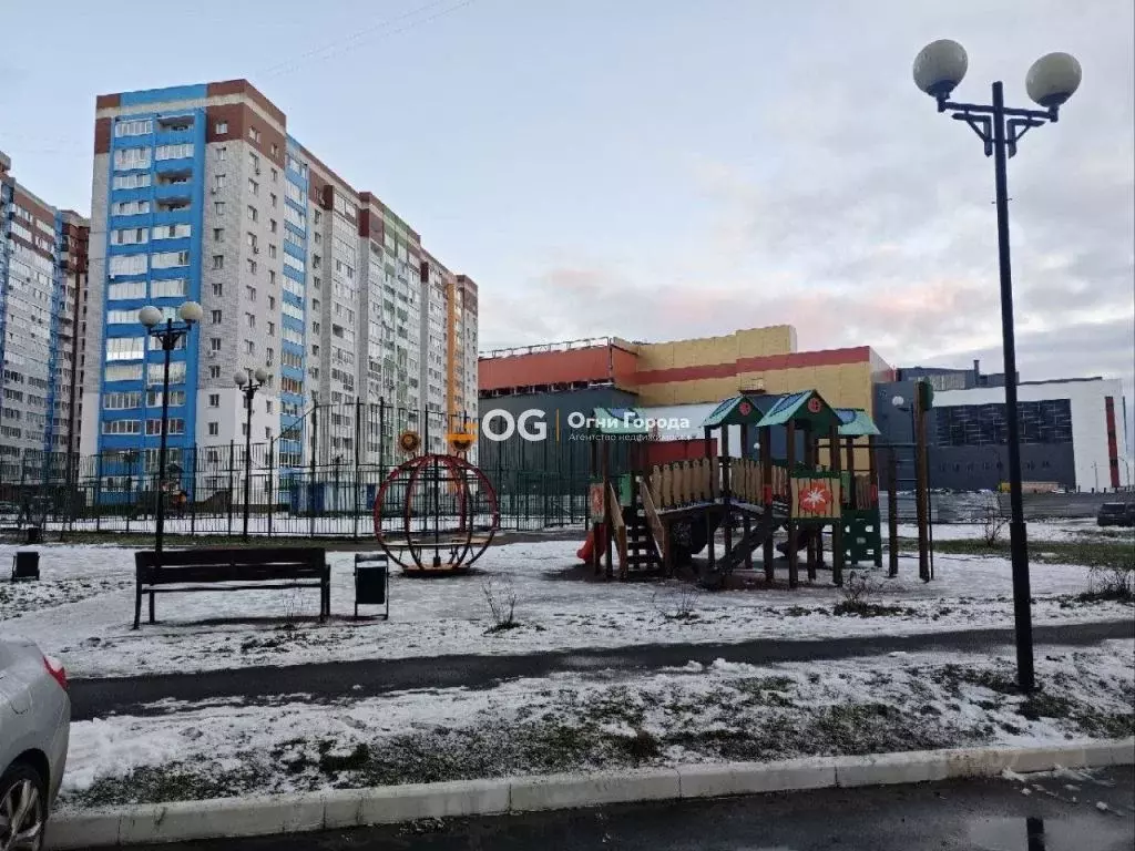 2-к кв. Брянская область, Брянск ул. Горбатова, 24 (69.0 м) - Фото 2