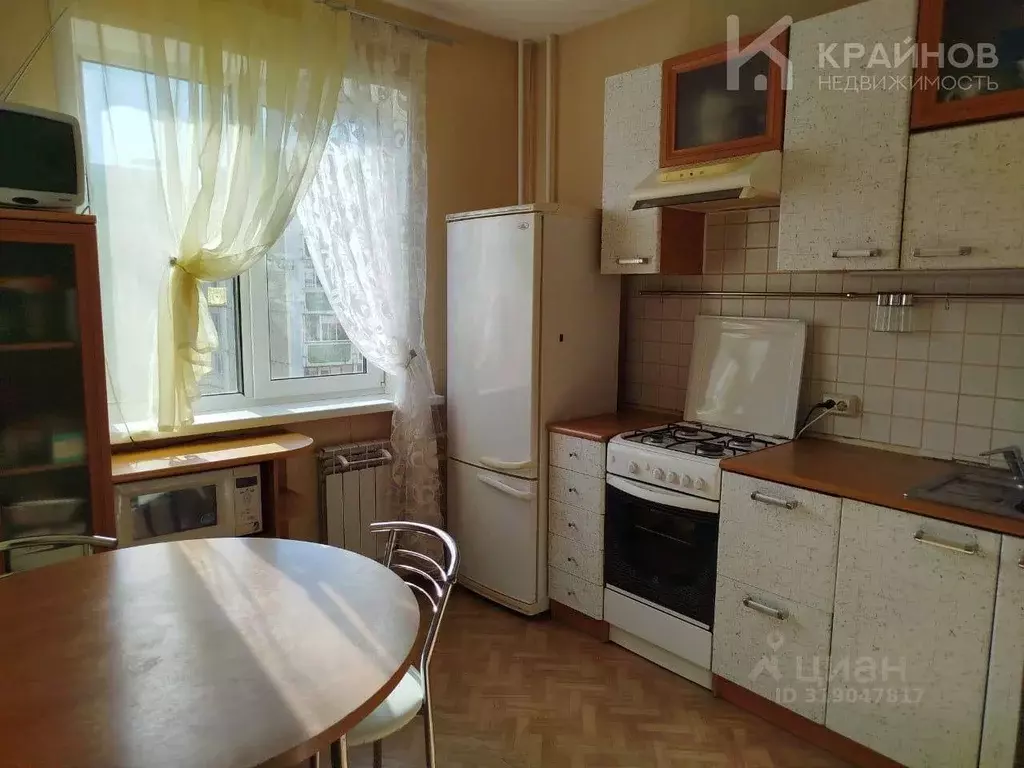 3-к кв. Воронежская область, Воронеж ул. Мордасовой, 7 (69.1 м) - Фото 0