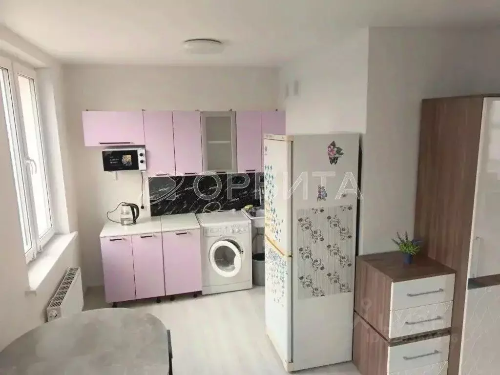 Студия Тюменская область, Тюмень ул. Тамары Сатюковой, 26 (34.0 м) - Фото 1