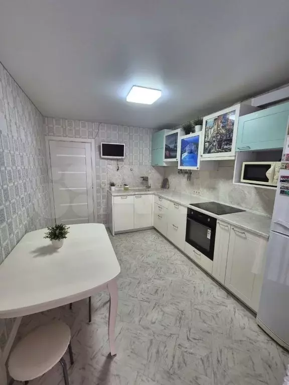 2-к. квартира, 63,5 м, 7/9 эт. - Фото 0