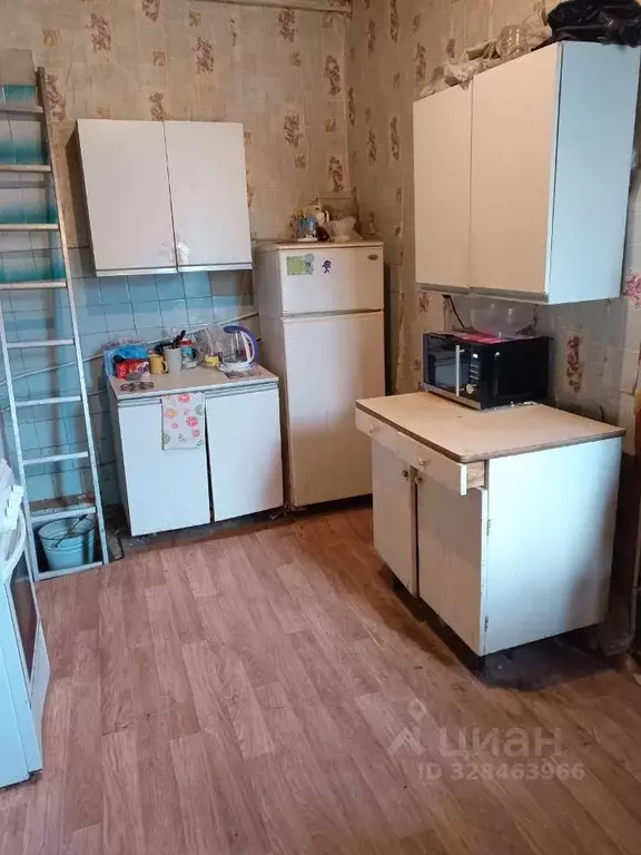 Комната Калужская область, Калуга Колхозный пер., 9 (15.0 м) - Фото 1