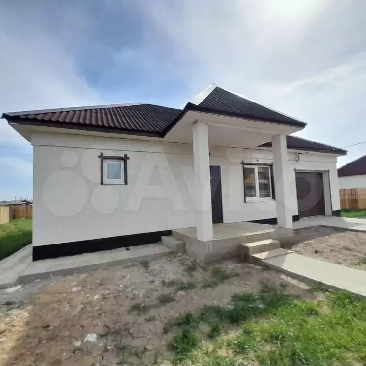 Дом 180 м на участке 8 сот. - Фото 0