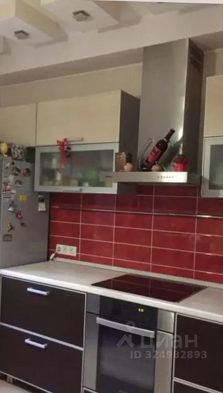 3-к кв. Белгородская область, Старый Оскол Восточный мкр, 10 (64.0 м) - Фото 1