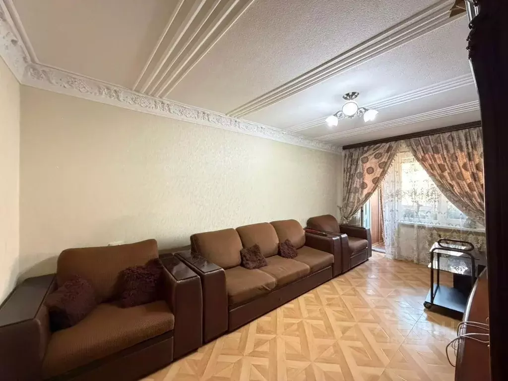 3-к кв. Кабардино-Балкария, Нальчик ул. 2-й Таманской Дивизии (61.4 м) - Фото 1