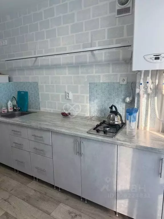 1-к кв. Волгоградская область, Волгоград ул. Степанищева, 15 (26.8 м) - Фото 1