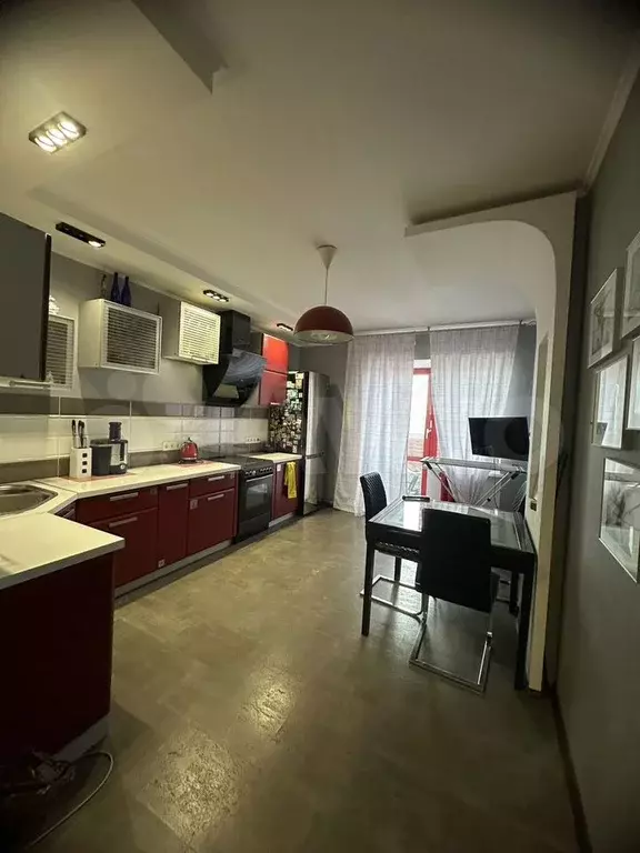 3-к. квартира, 98 м, 7/9 эт. - Фото 0
