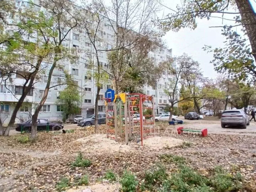 2-к кв. Волгоградская область, Волгоград ул. Кирова, 98 (50.1 м) - Фото 1