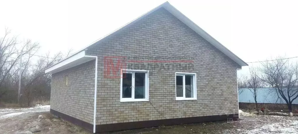 Дом в Белгородская область, Старооскольский городской округ, с. ... - Фото 1