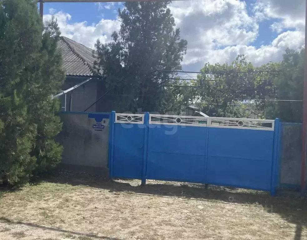 Дом в Ставропольский край, Шпаковский муниципальный округ, с. Надежда ... - Фото 1