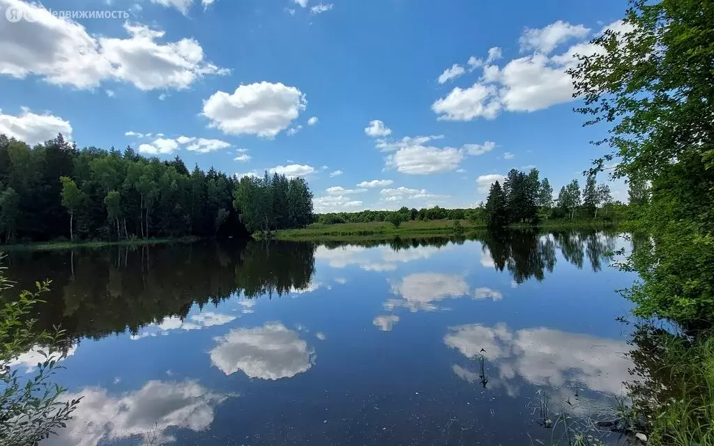 Участок в деревня Старомихайловское, коттеджный посёлок Балабановка ... - Фото 0