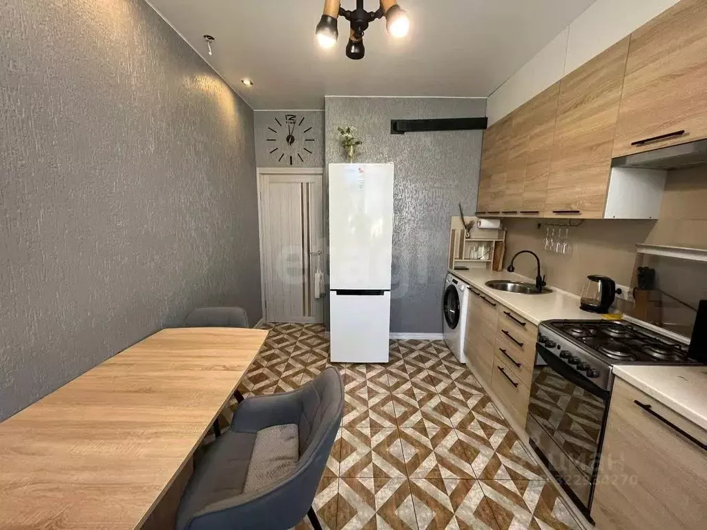 1-к кв. Крым, Симферополь ул. Батурина (38.6 м) - Фото 0