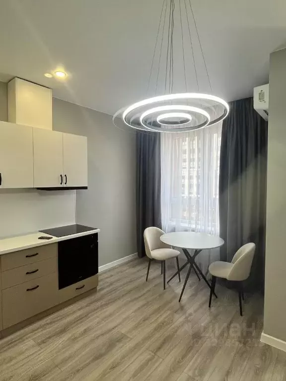 Студия Краснодарский край, Краснодар ул. Им. Мурата Ахеджака, 26 (30.0 ... - Фото 1