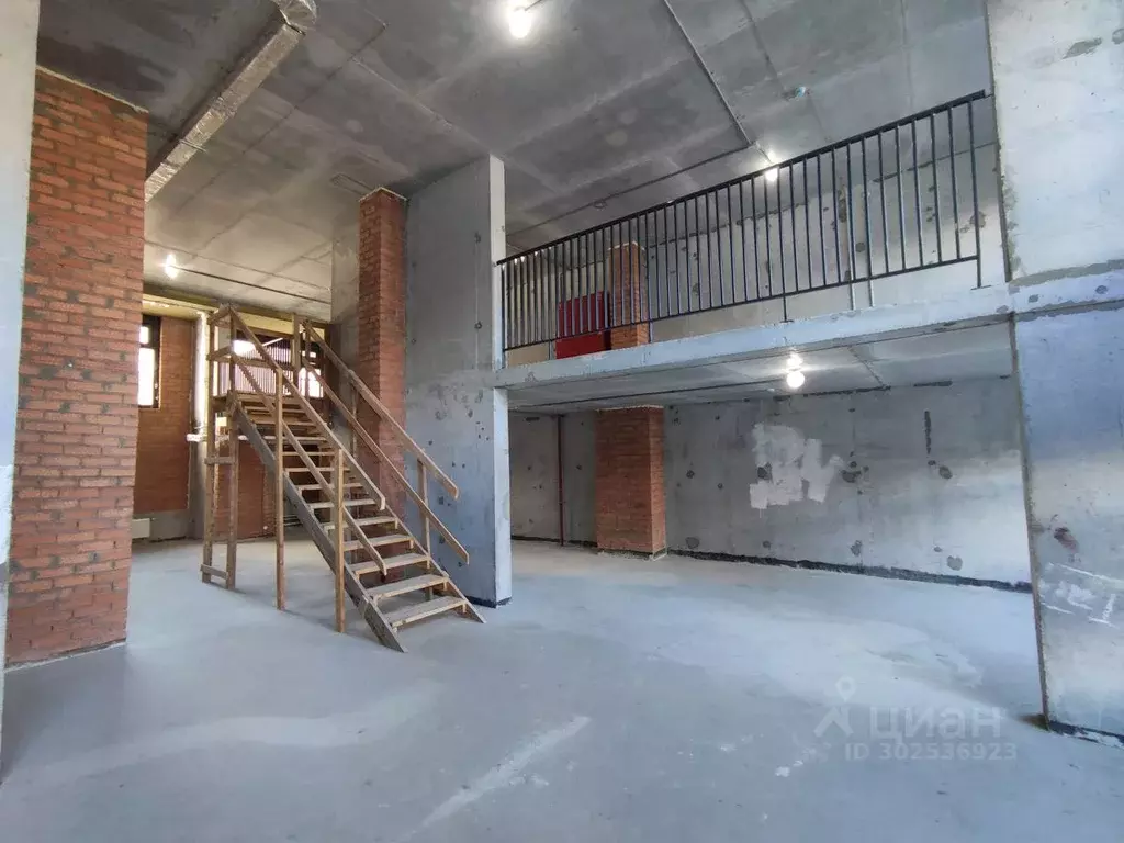 Торговая площадь в Свердловская область, Екатеринбург ул. Щорса, 53 ... - Фото 1