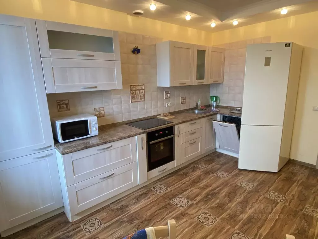 2-к кв. Московская область, Пушкино ул. 1-я Серебрянская, 21 (68.6 м) - Фото 2