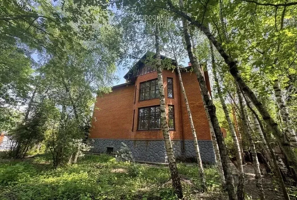 Коттедж в Московская область, Одинцовский городской округ, д. ... - Фото 1