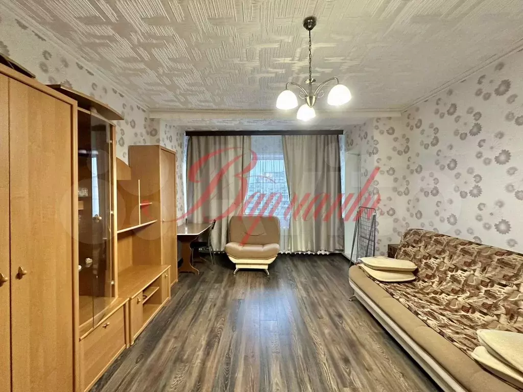 1-к. квартира, 42 м, 5/5 эт. - Фото 1