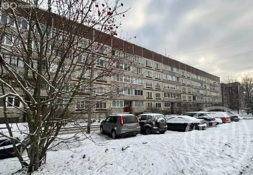 3-комнатная квартира: Кировск, бульвар Партизанской Славы, 11 (66.4 м) - Фото 1