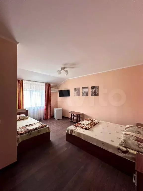 Комната 40 м, 3/4 эт. - Фото 1