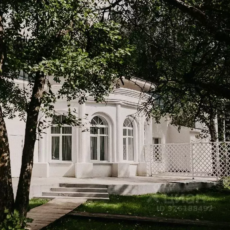 Дом в Москва пос. Новобутаково, 44с1 (500 м) - Фото 1