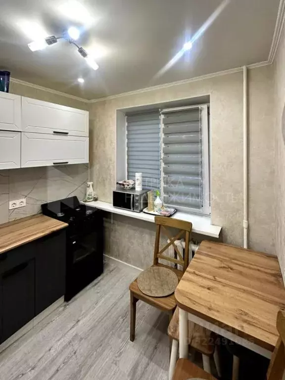 2-к кв. Тюменская область, Тюмень ул. Пермякова, 8 (43.0 м) - Фото 1