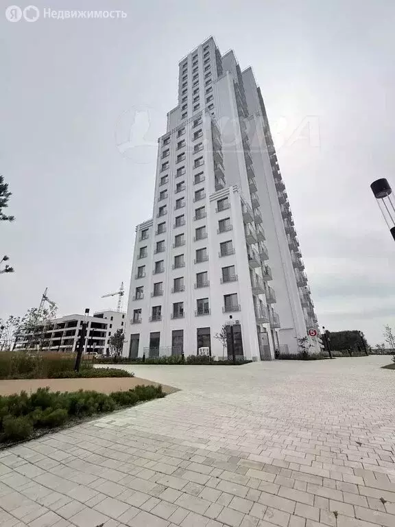 2-комнатная квартира: Тюмень, улица Геннадия Райкова, 19 (57 м) - Фото 1