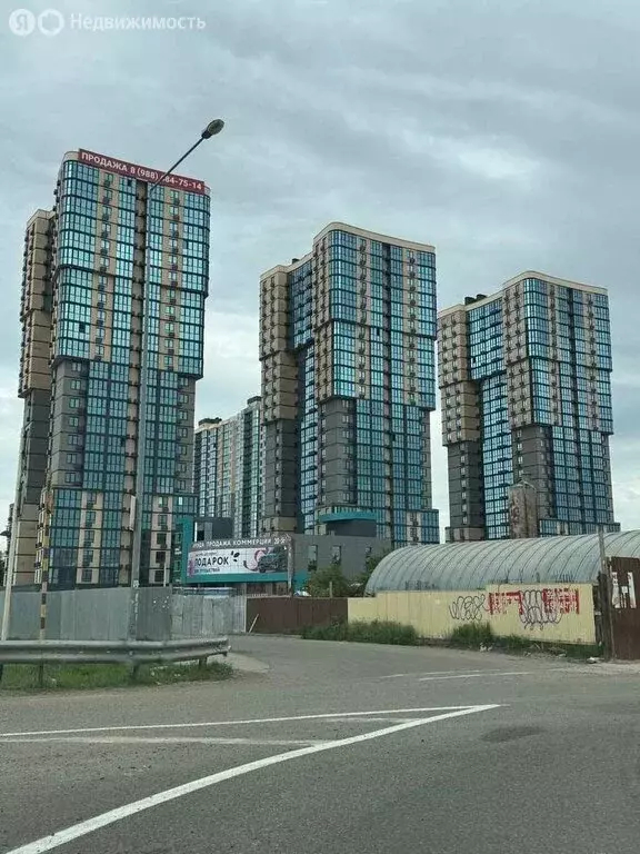 1-комнатная квартира: посёлок Берёзовый, Целиноградская улица, 2И (40 ... - Фото 1