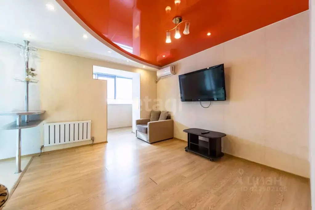 1-к кв. Хабаровский край, Хабаровск ул. Знаменщикова, 10 (36.0 м) - Фото 2