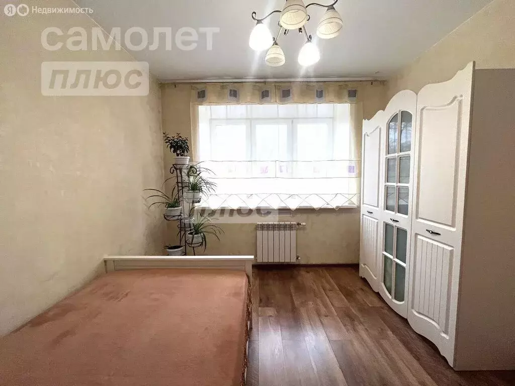 2-комнатная квартира: Омск, улица Челюскинцев, 98А (36 м) - Фото 0