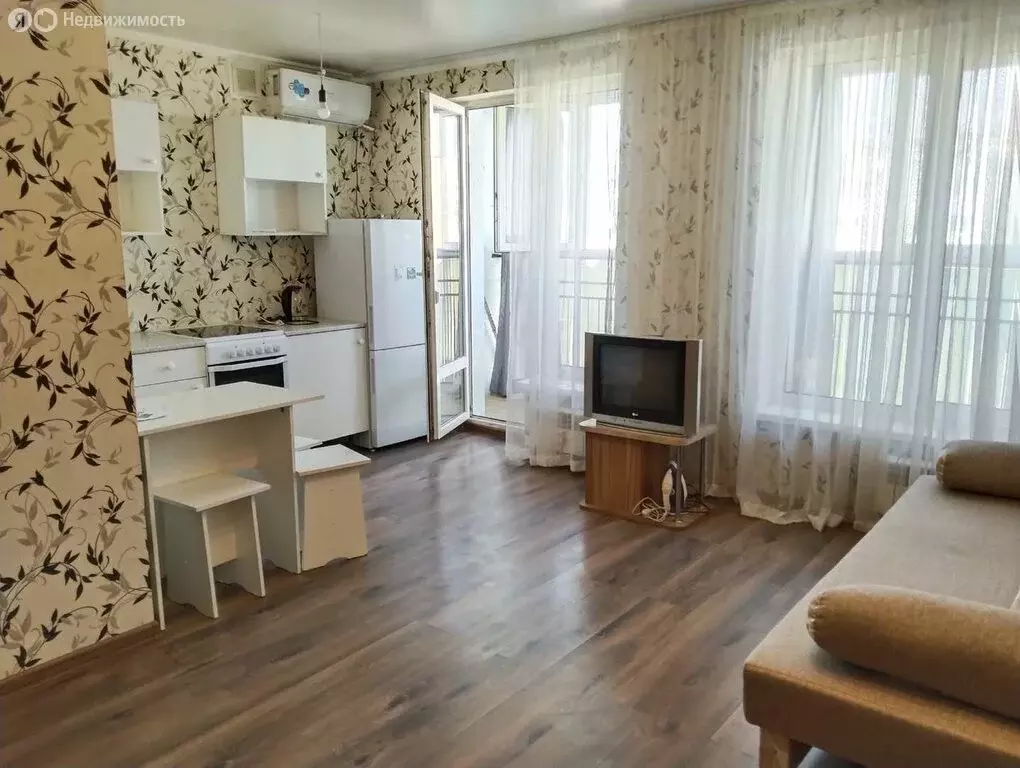 Квартира-студия: посёлок городского типа Стройкерамика, улица ... - Фото 1