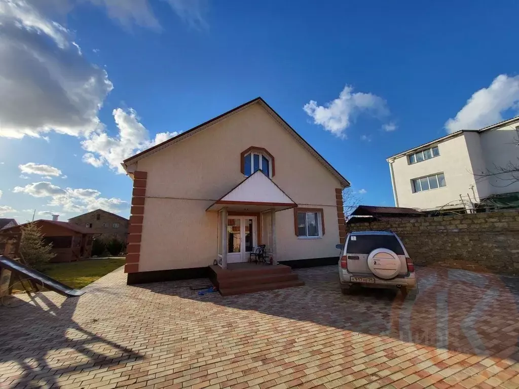 Дом в Крым, Сакский район, с. Лесновка ул. Крымская, 11 (195 м) - Фото 2