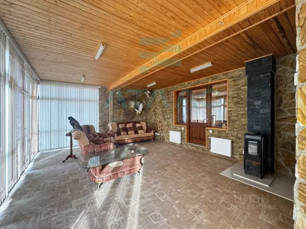 Дом в Крым, Черноморский район, Оленевское с/пос, с. Оленевка ул. ... - Фото 2