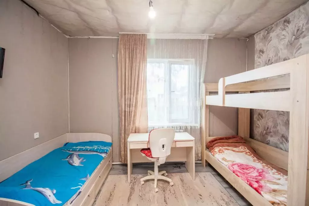 Дом в Сахалинская область, Южно-Сахалинск пер. Спутник-2 (94 м) - Фото 1