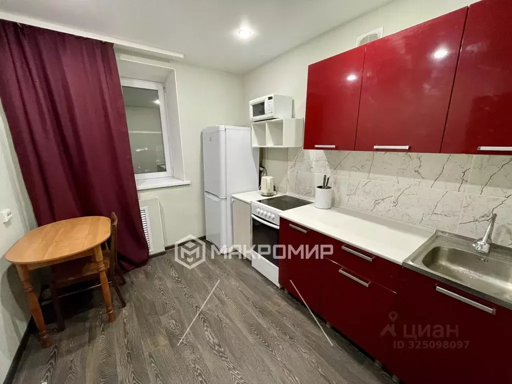 2-к кв. Кировская область, Киров Московская ул., 185 (45.2 м) - Фото 1