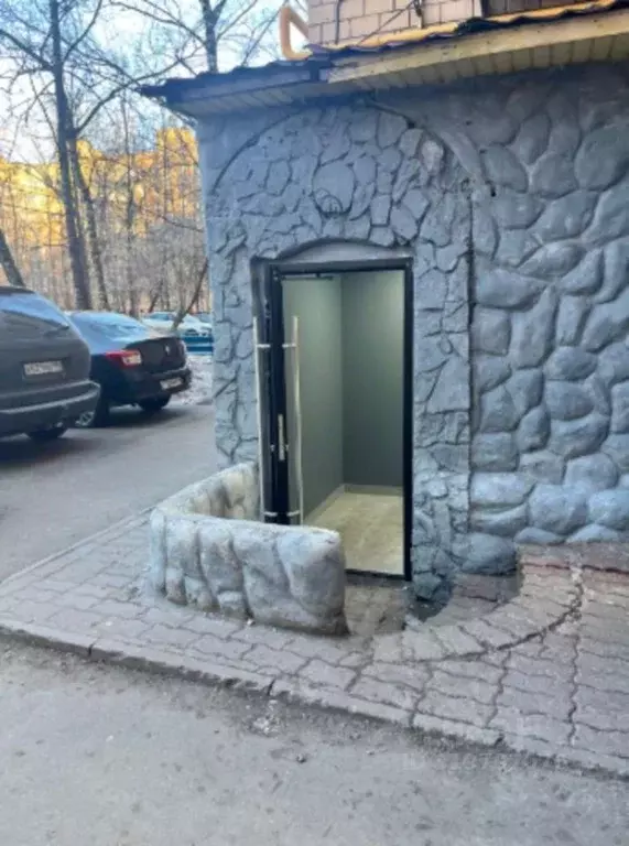 Помещение свободного назначения в Москва Лобненская ул., 2 (427 м) - Фото 1