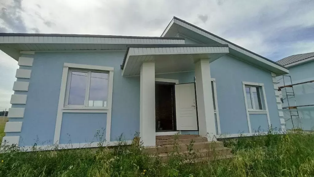 Дом в Башкортостан, Уфимский район, Дмитриевский сельсовет, д. ... - Фото 1