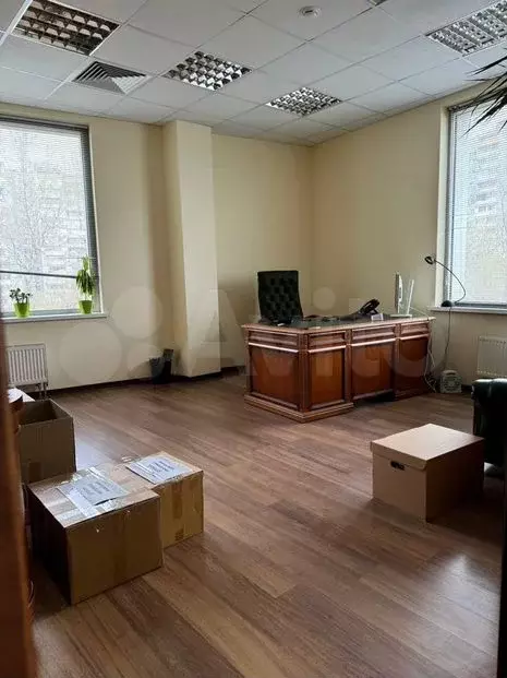 Сдам офис с ремонтом и мебелью 107.7 м - Фото 1