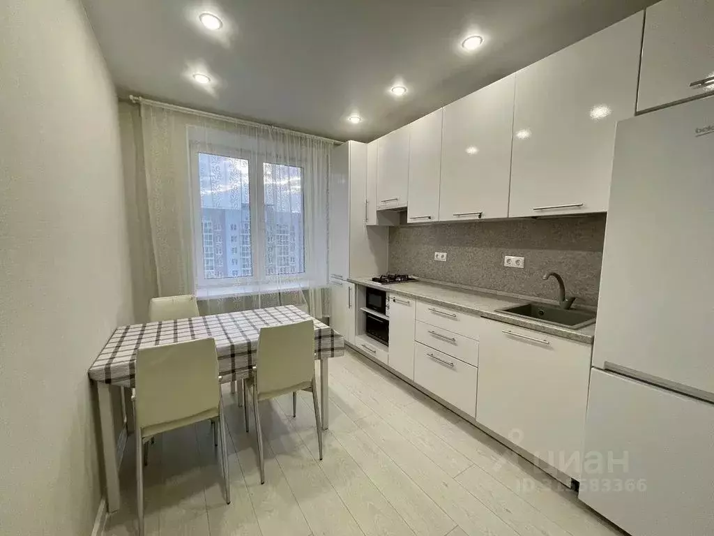 1-к кв. Татарстан, Казань ул. Азата Аббасова, 13 (35.0 м) - Фото 0