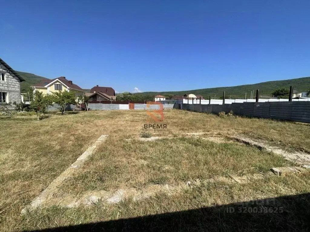 Участок в Севастополь с. Гончарное, ул. Варнаутская (5.0 сот.) - Фото 1