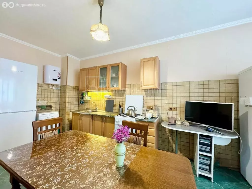 2-комнатная квартира: Ковров, проспект Ленина, 49/1 (82.8 м) - Фото 0