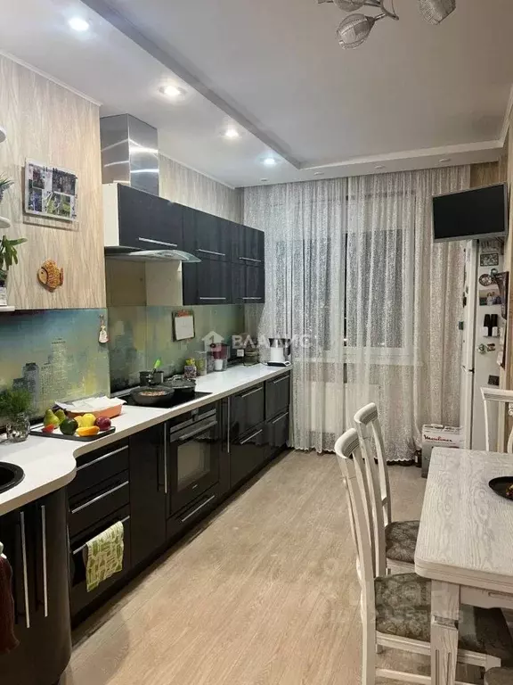 2-к кв. Волгоградская область, Волгоград Донецкая ул., 16а (69.9 м) - Фото 0