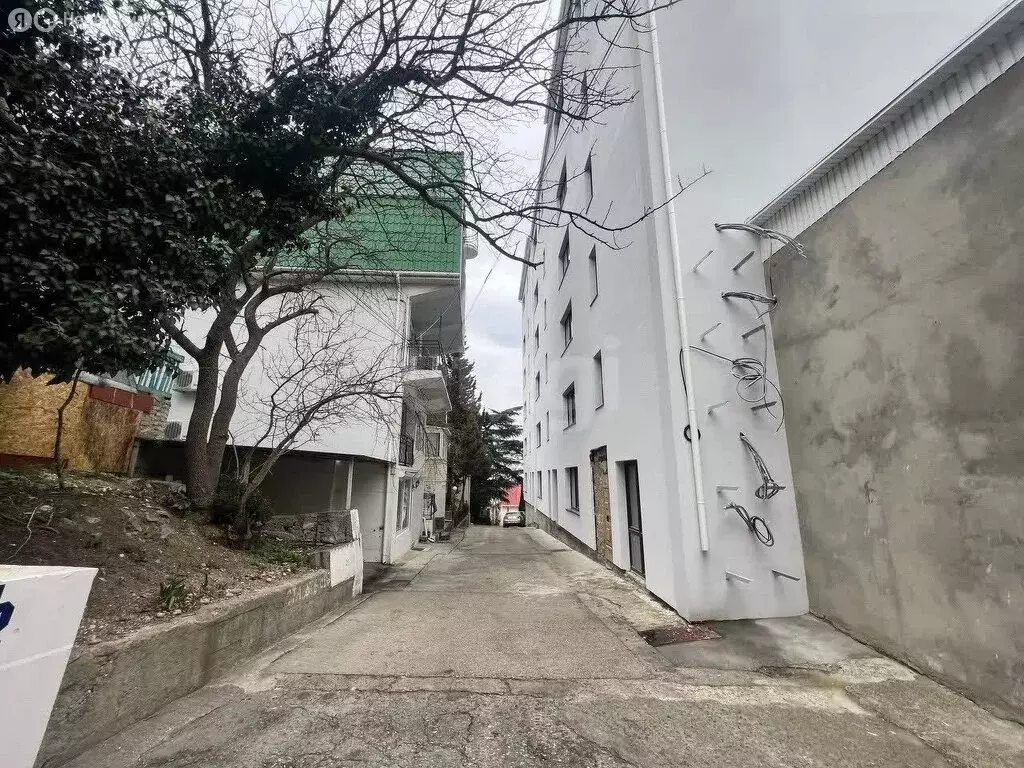 4-комнатная квартира: Алушта, улица Глазкрицкого, 12 (284 м) - Фото 0