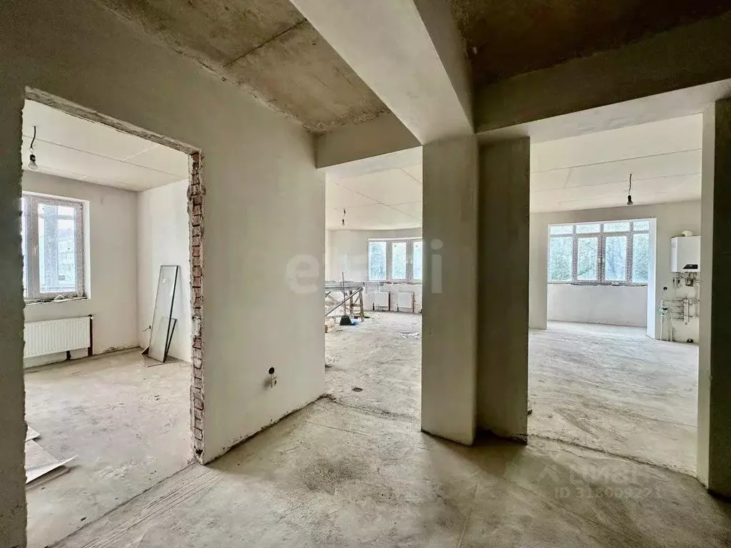 3-к кв. Карачаево-Черкесия, Черкесск просп. Ленина, 50к2 (136.7 м) - Фото 0