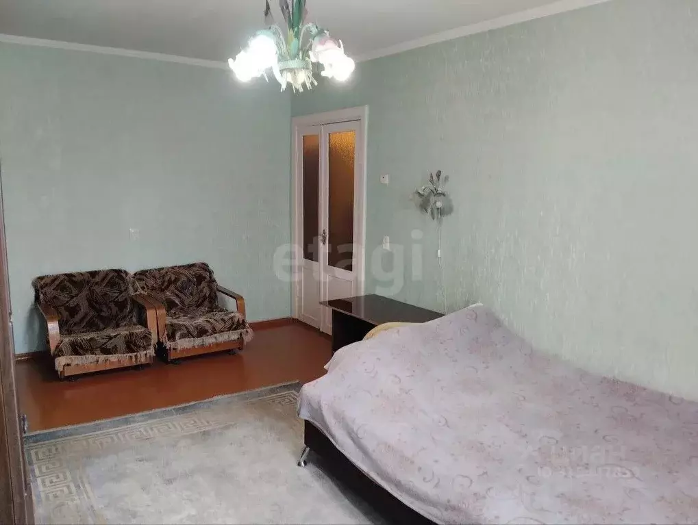 2-к кв. Крым, Феодосия ул. Гарнаева, 63В (47.8 м) - Фото 0