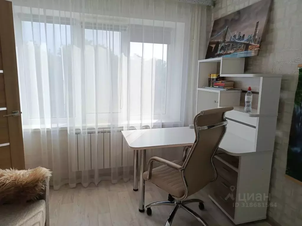3-к кв. Тульская область, Новомосковск ул. Мира, 26 (59.0 м) - Фото 0