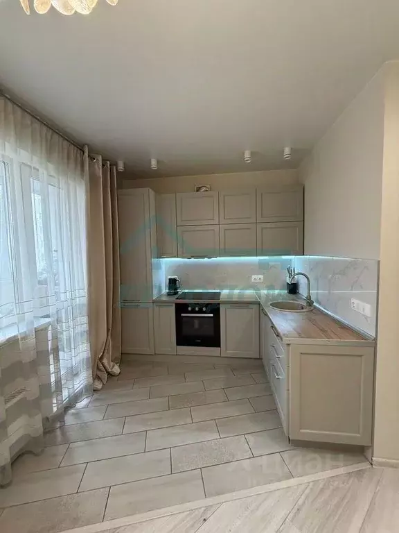 3-к кв. Новосибирская область, Новосибирск ул. Шевченко, 11 (80.0 м) - Фото 0