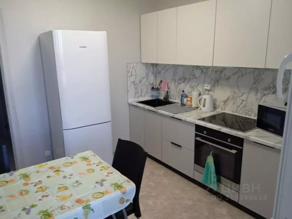 1-к кв. Татарстан, Казань ул. Братьев Батталовых, 27 (38.0 м) - Фото 1