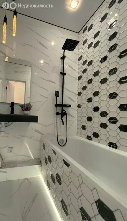 2-комнатная квартира: Краснодар, улица Западный Обход, 42к7 (40.8 м) - Фото 0