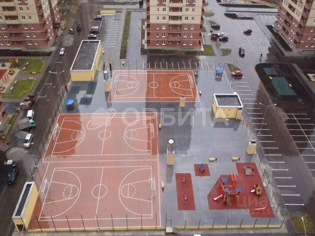 2-к кв. Тюменская область, Тюмень Суходолье мкр,  (80.0 м) - Фото 1