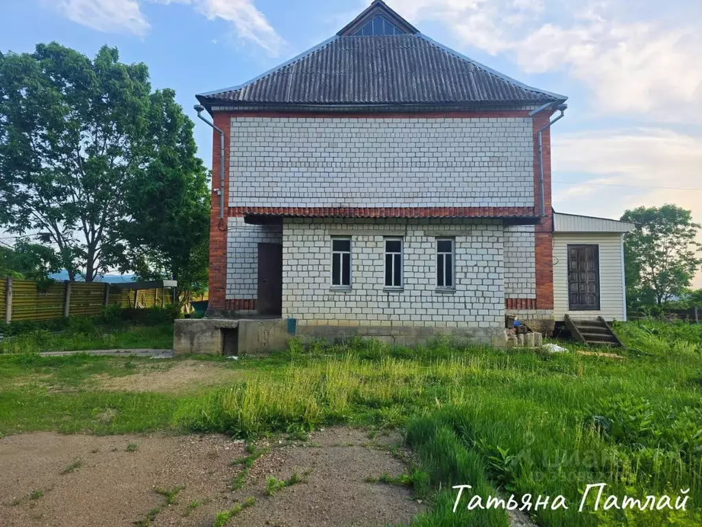 Дом в Приморский край, Анучинский муниципальный округ, с. Таежка ул. ... - Фото 1
